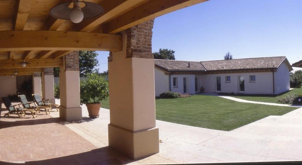 Bed and Breakfast Col Delle Rane Caerano Di San Marco Exterior foto