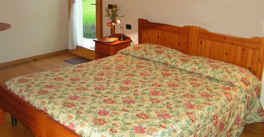 Bed and Breakfast Col Delle Rane Caerano Di San Marco Exterior foto