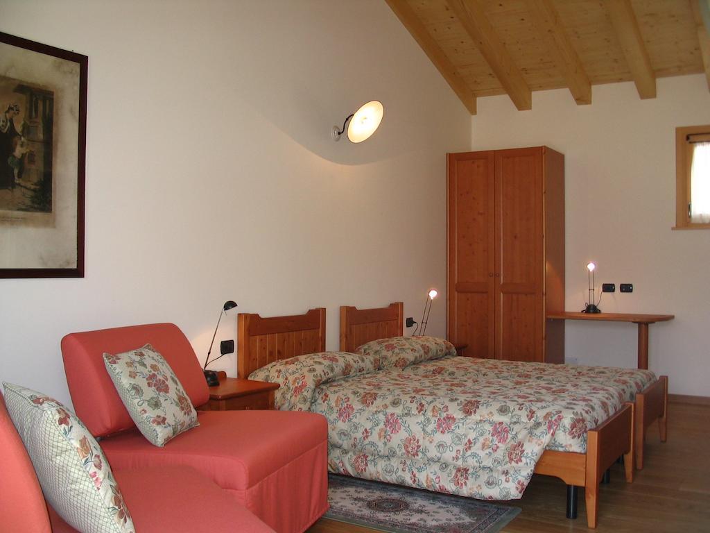 Bed and Breakfast Col Delle Rane Caerano Di San Marco Exterior foto