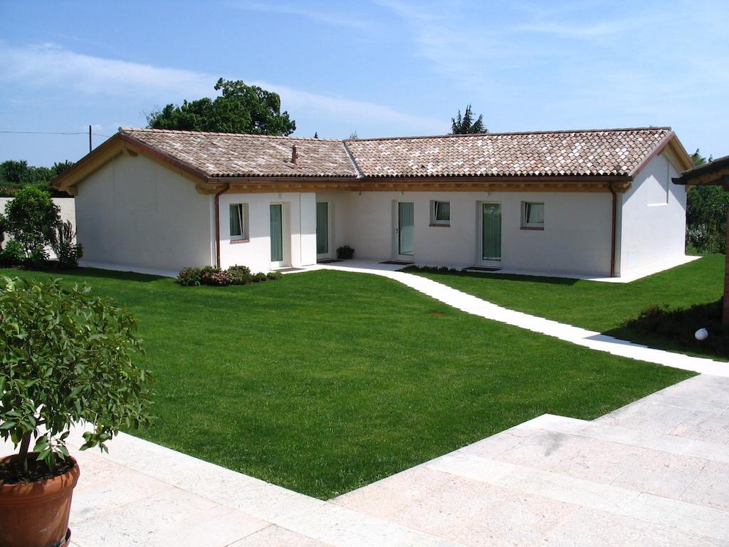Bed and Breakfast Col Delle Rane Caerano Di San Marco Exterior foto